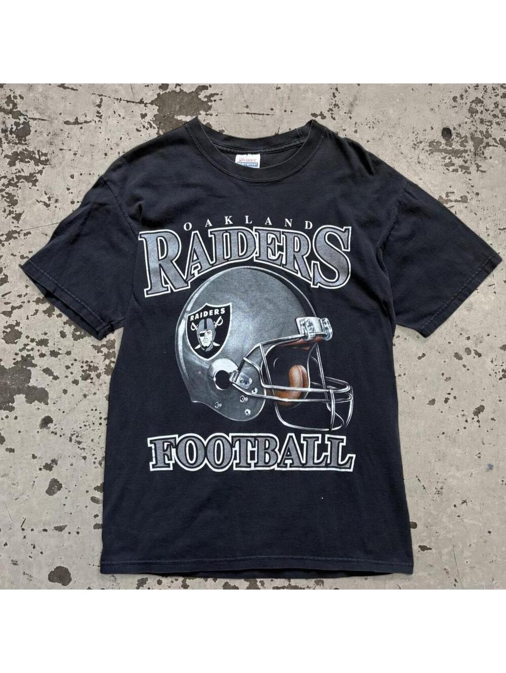 Mens Vintage 90s Oakland Raiders NFL Football Cotton T-Shirt Size M